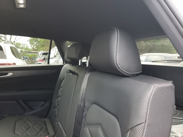 New 2026 White Volkswagen 2.0T SE image 9