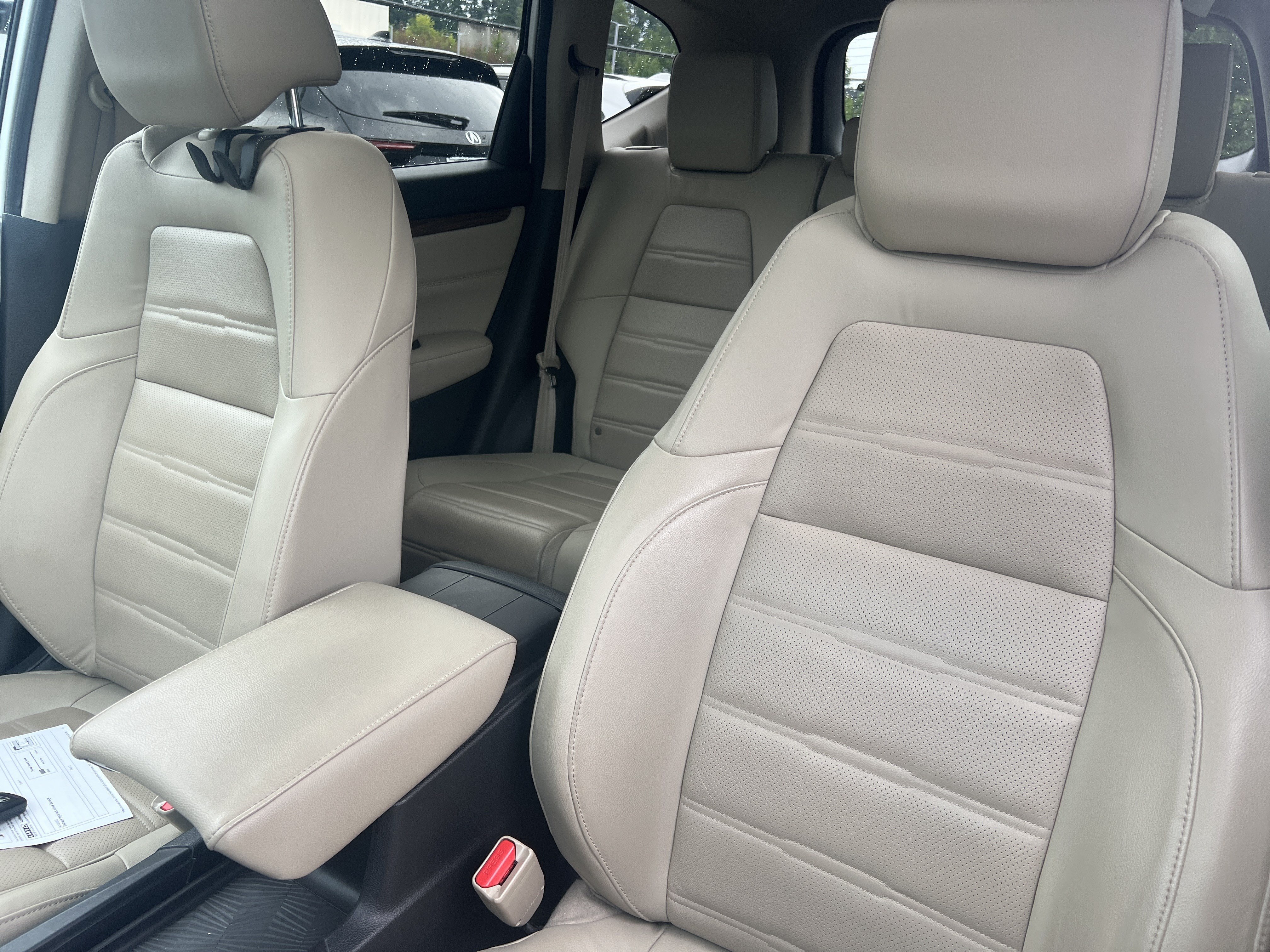 Used 2019 Platinum White Pearl Honda Touring image 9