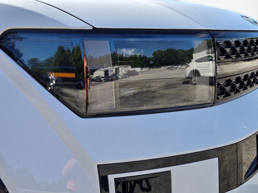 New 2026 White Hyundai Calligraphy FWD image 2