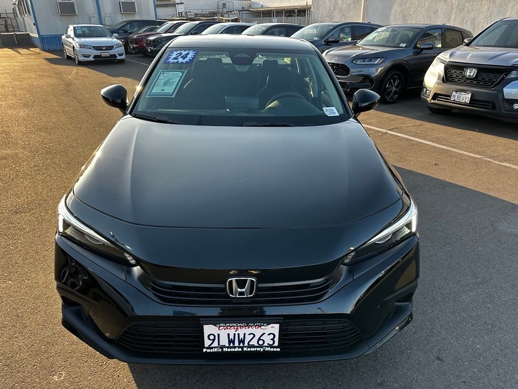 Used 2024  Honda LX image 3