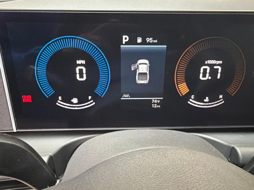 New 2027 Phantom Black Hyundai SE image 24