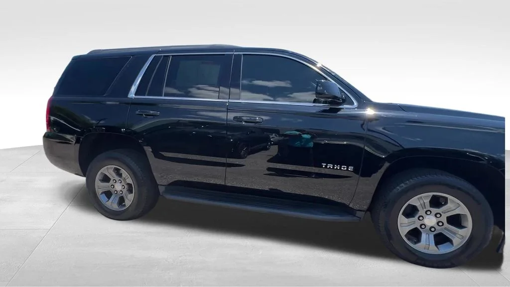 Used 2020 Black Chevrolet LS image 9