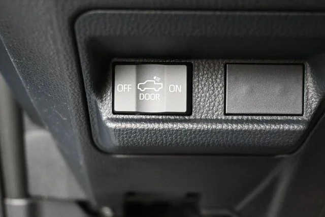 Used 2026 Blue Toyota SR5 image 31