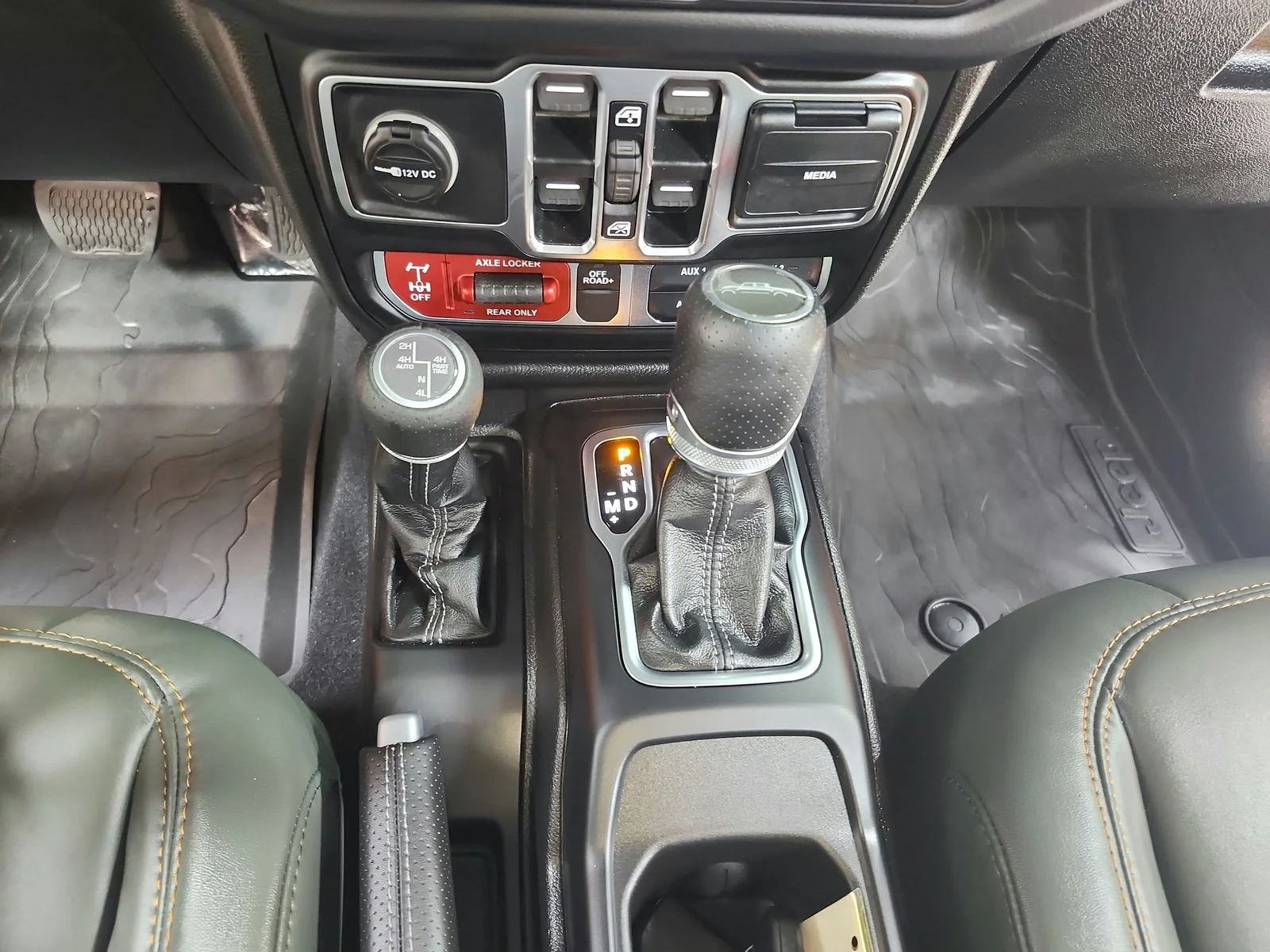 Used 2025 JOOSE Jeep Mojave image 35