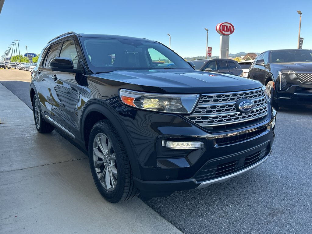 Used 2021 Black Ford Limited image 3