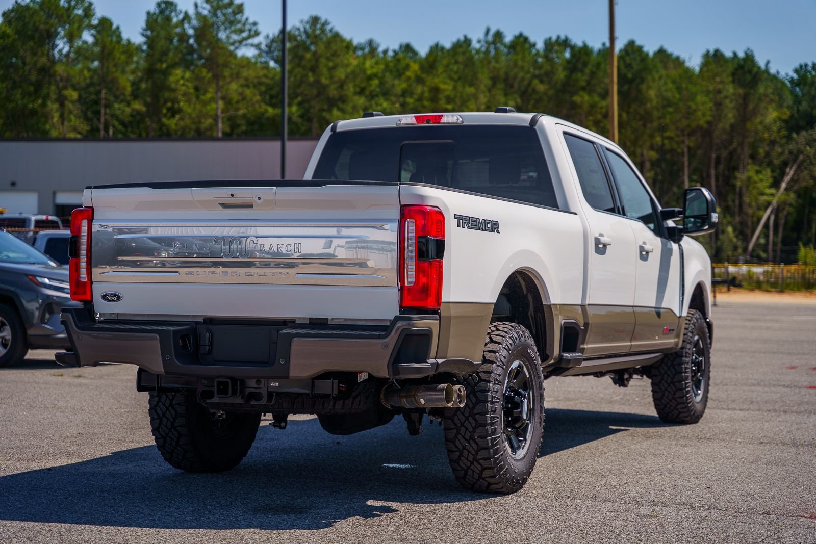 New 2026 Star White Metallic Tri-Coat Ford F-250® King Ranch® image 6