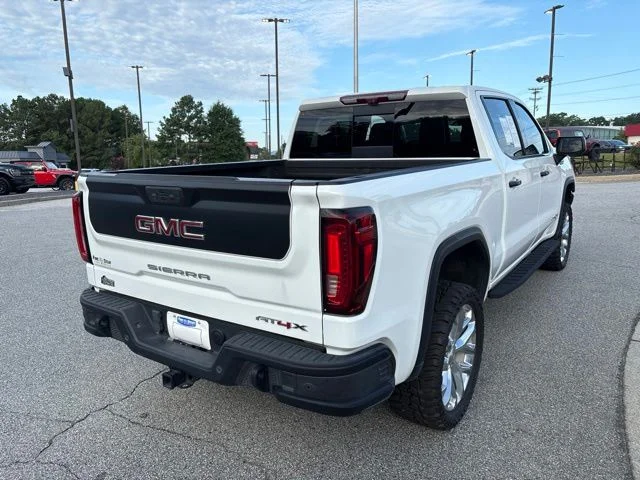 Used 2023 White GMC AT4X image 8