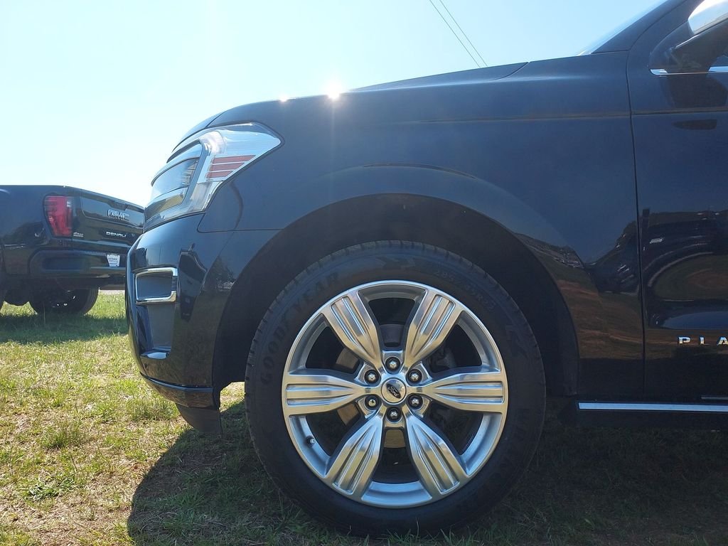 Used 2022 Black Ford Platinum image 16