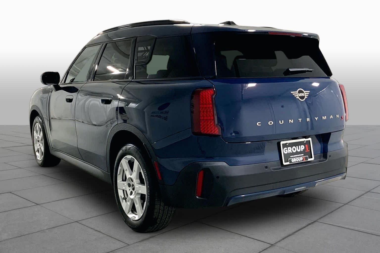 Used 2025 Indigo Sunset Blue Metallic MINI S image 11