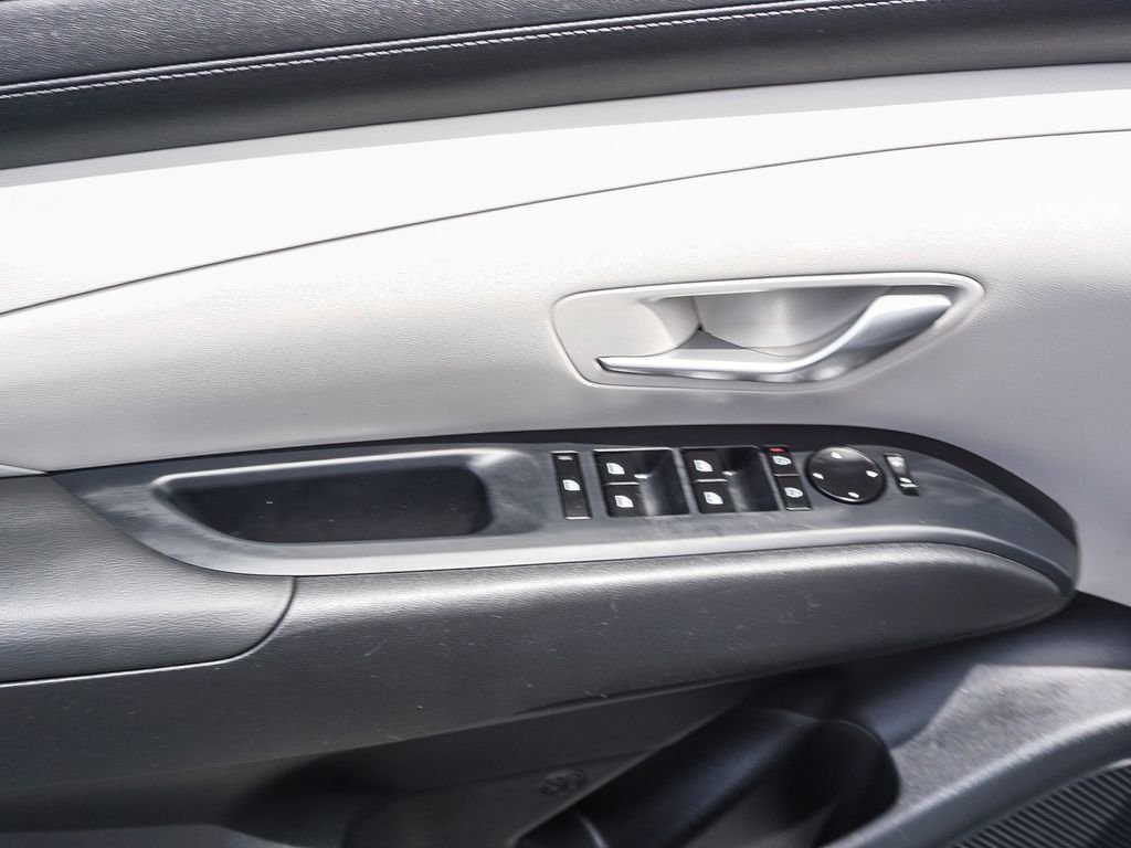 Used 2026 White Hyundai SEL image 19