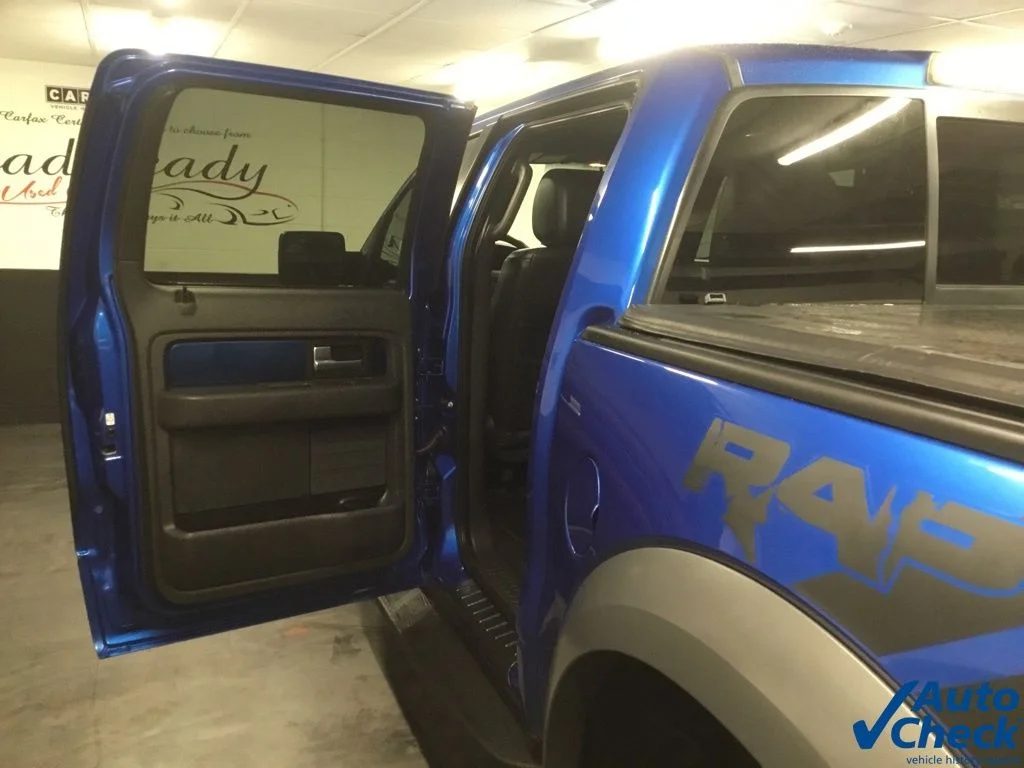 Used 2014 Blue Ford SVT Raptor image 30