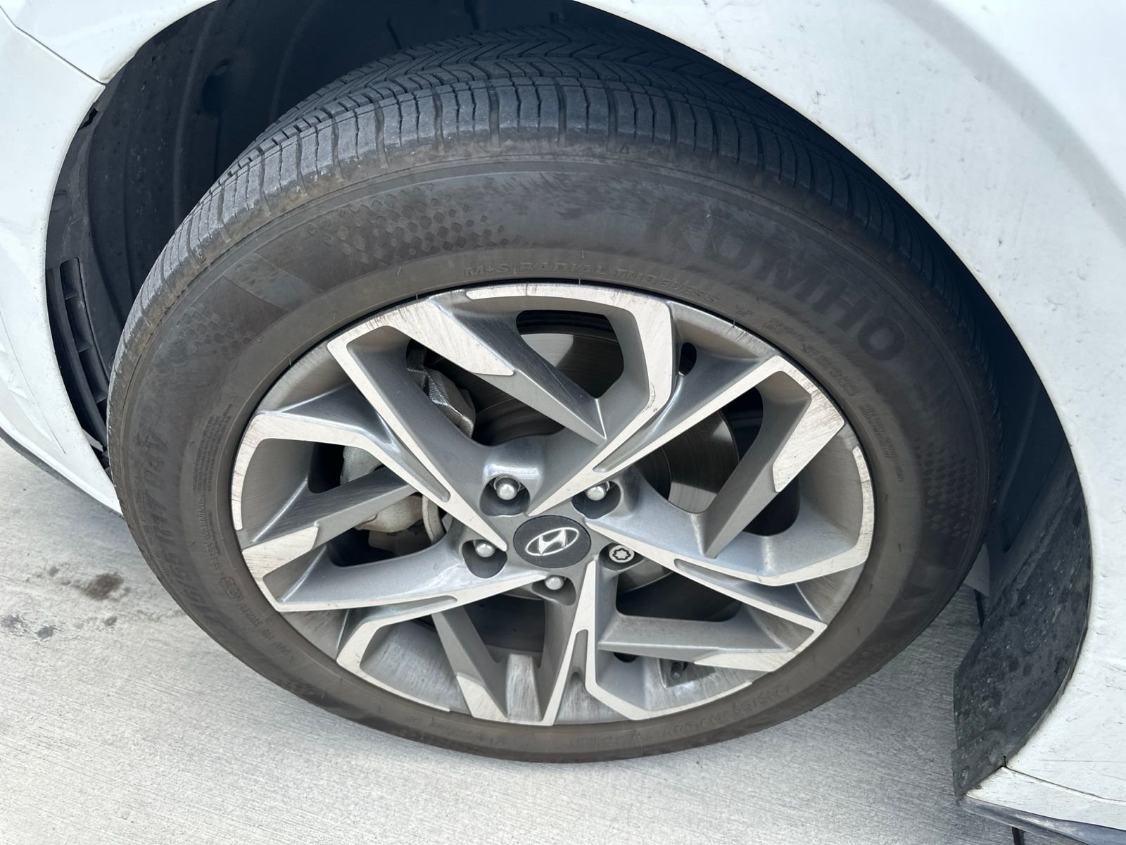 Used 2020 Quartz White Hyundai SEL image 11