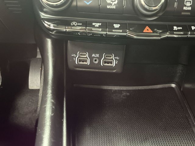 Used 2022 DB Black Clearcoat Dodge SXT image 21