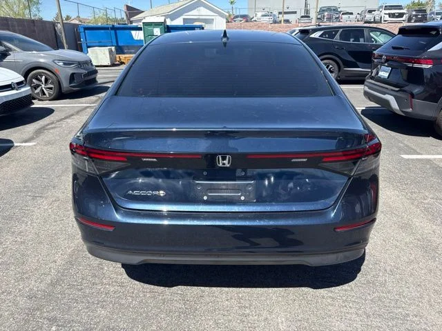 Used 2023 Silver Honda EX image 4