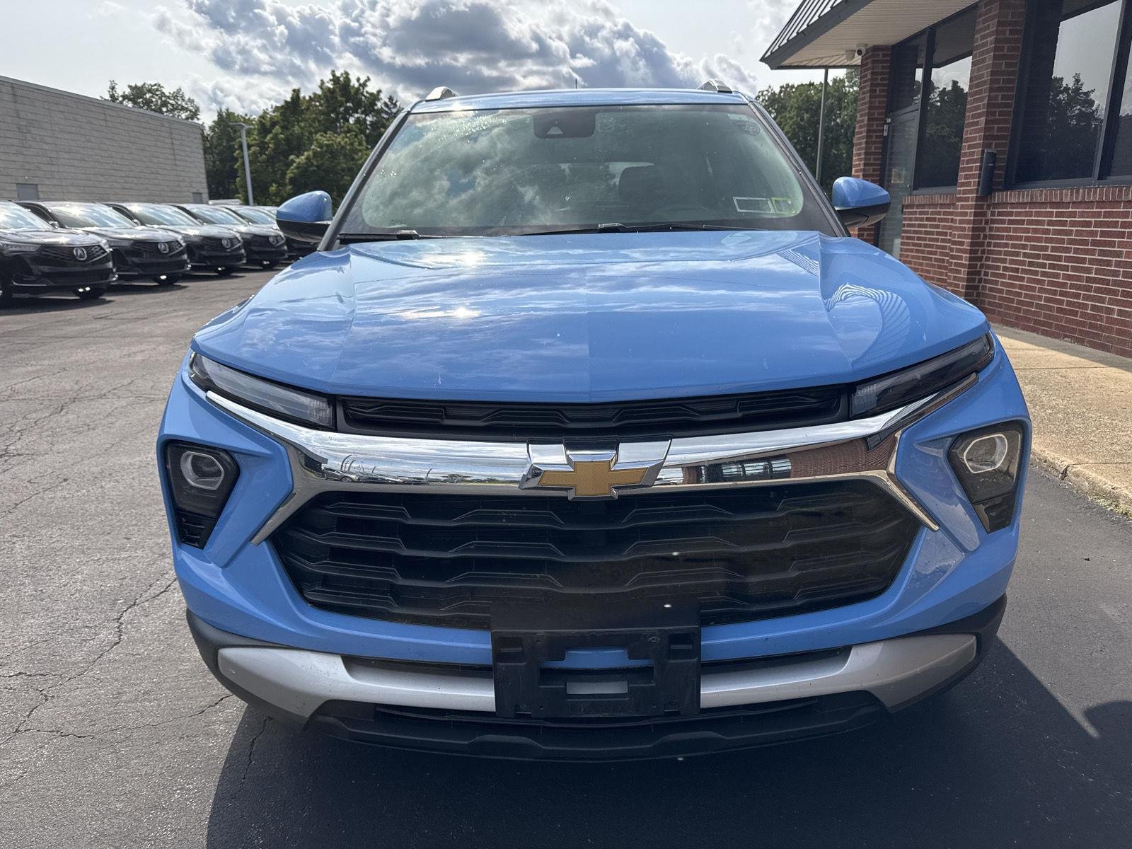 Used 2024 Fountain Blue Chevrolet LT image 2