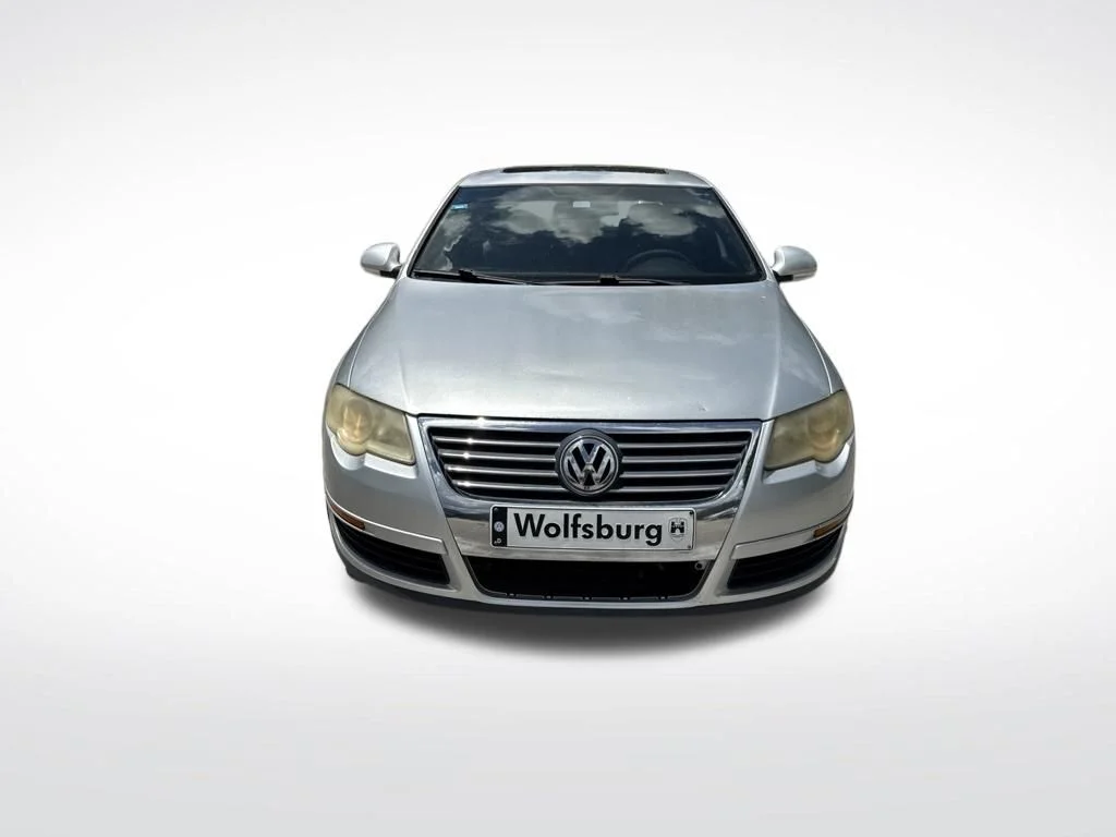 Used 2007 Black Volkswagen 2.0T image 3