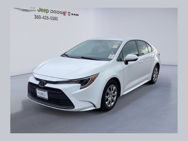 2025 Toyota Corolla LE