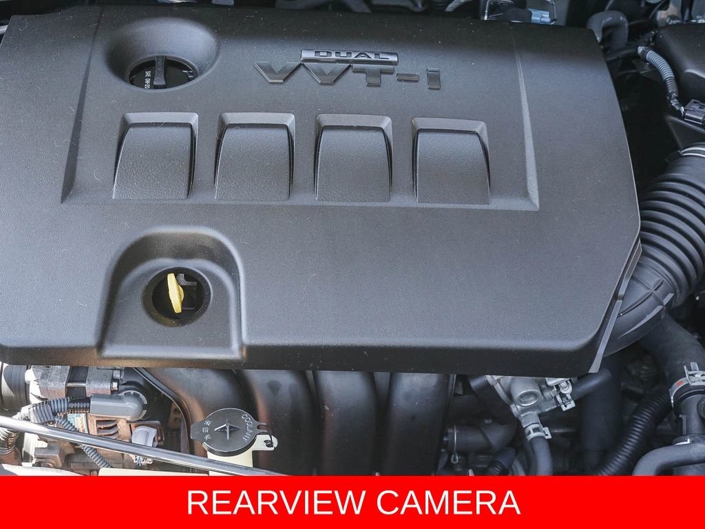 Used 2015 Silver Toyota LE Plus image 25