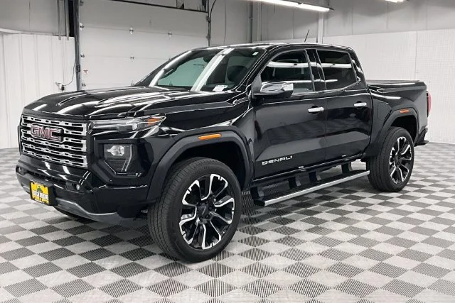 Used 2023 Onyx Black GMC Denali image 12