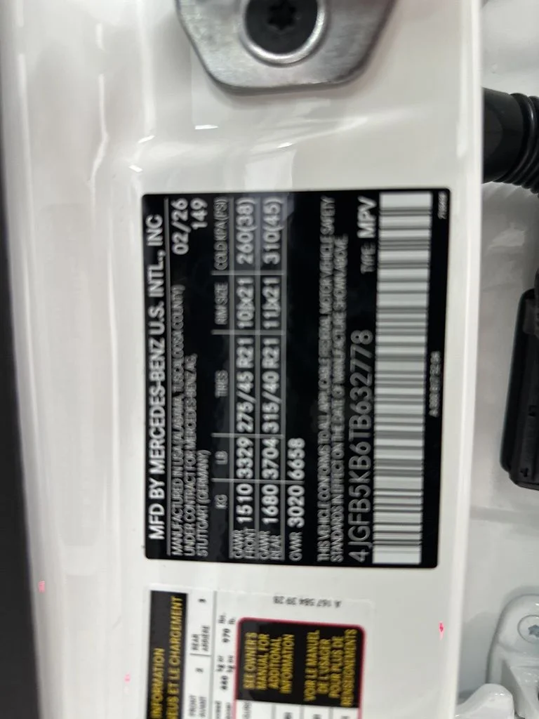 Used 2026 White Mercedes-Benz GLE 450 image 34