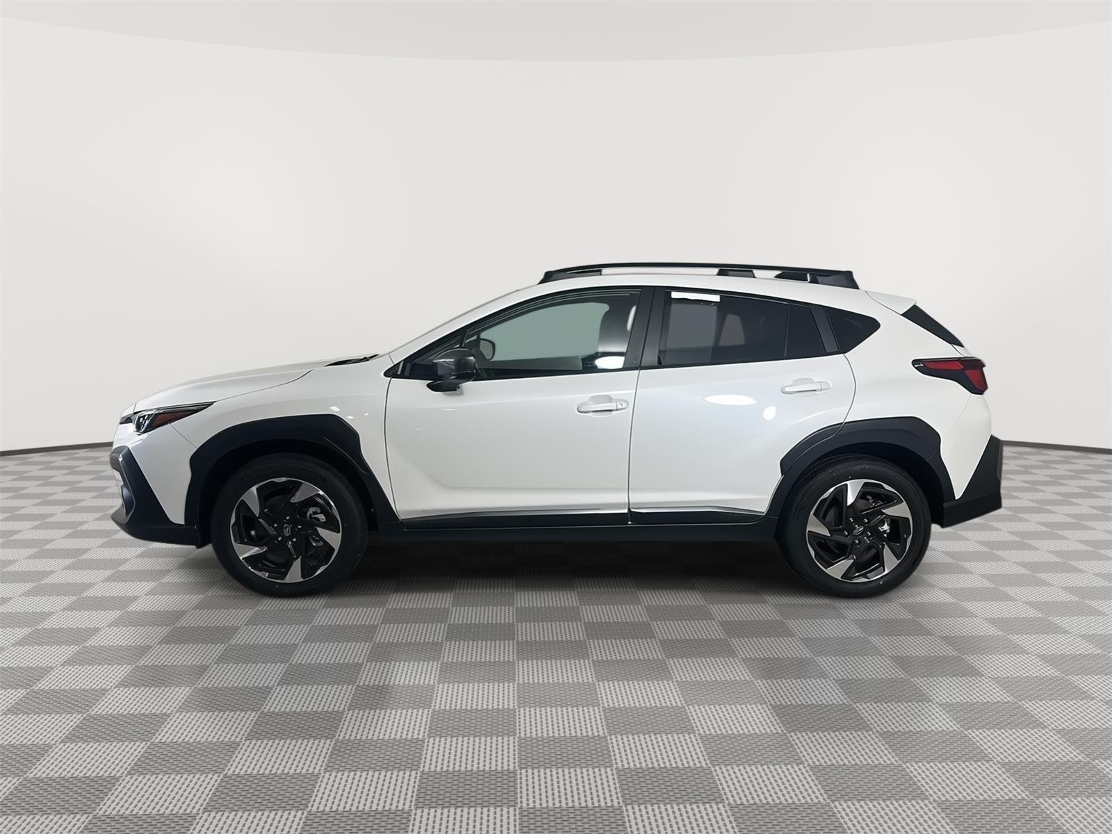 Certified Used 2025 Crystal White Pearl Subaru Limited image 4