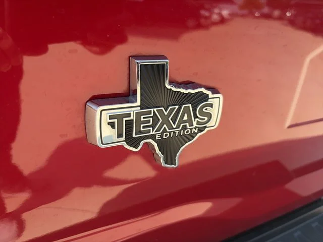 Used 2022 Red Ford XLT image 6