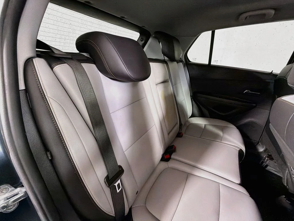 Used 2022 Gray Chevrolet LT image 22