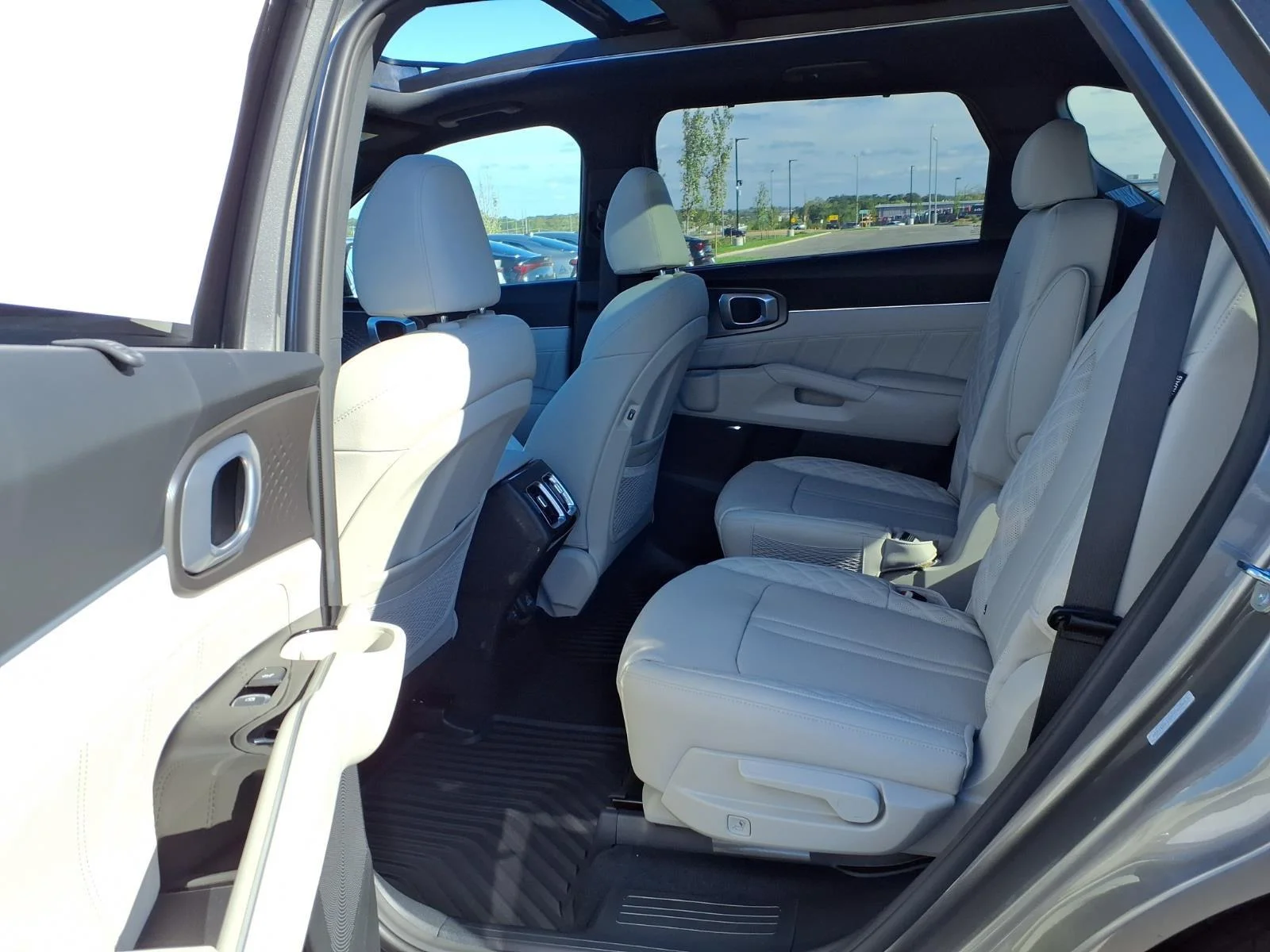 New 2026 Volcanic Sand Kia X-Line SX Prestige AWD image 14