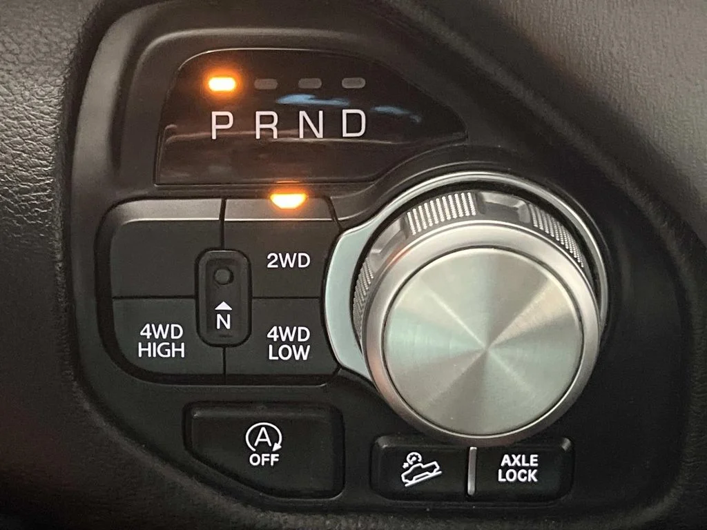 Used 2019 Bright White Clearcoat Ram Rebel Crew Cab 5.7L V8 4x4 1 Owner image 22