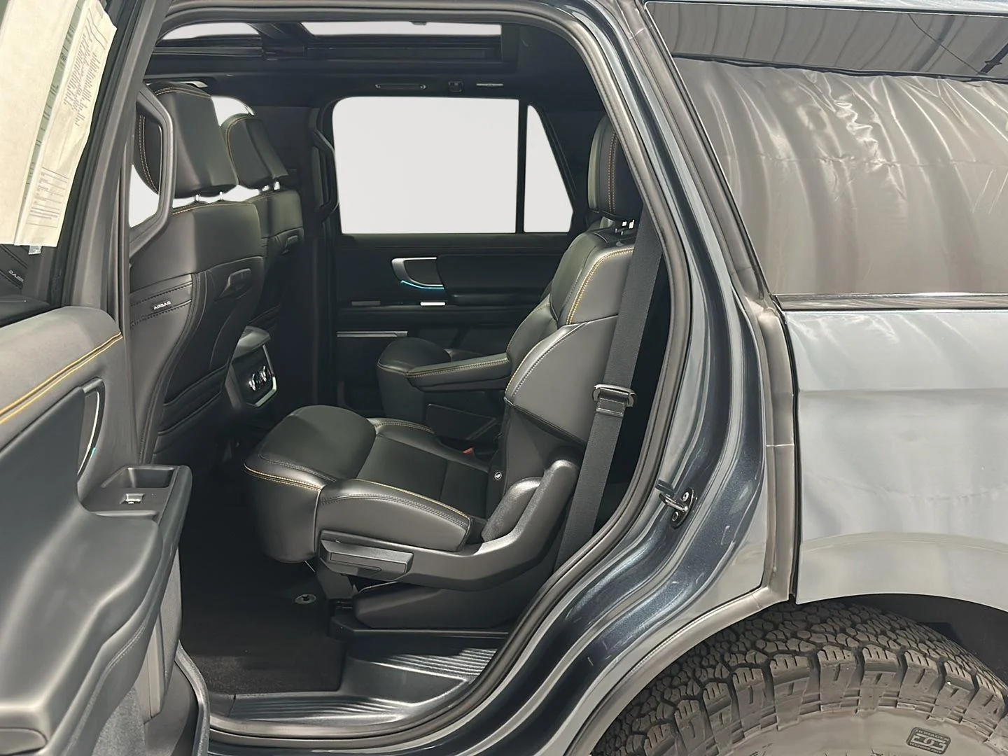 Used 2025 Stone Blue Metallic Ford Tremor image 24