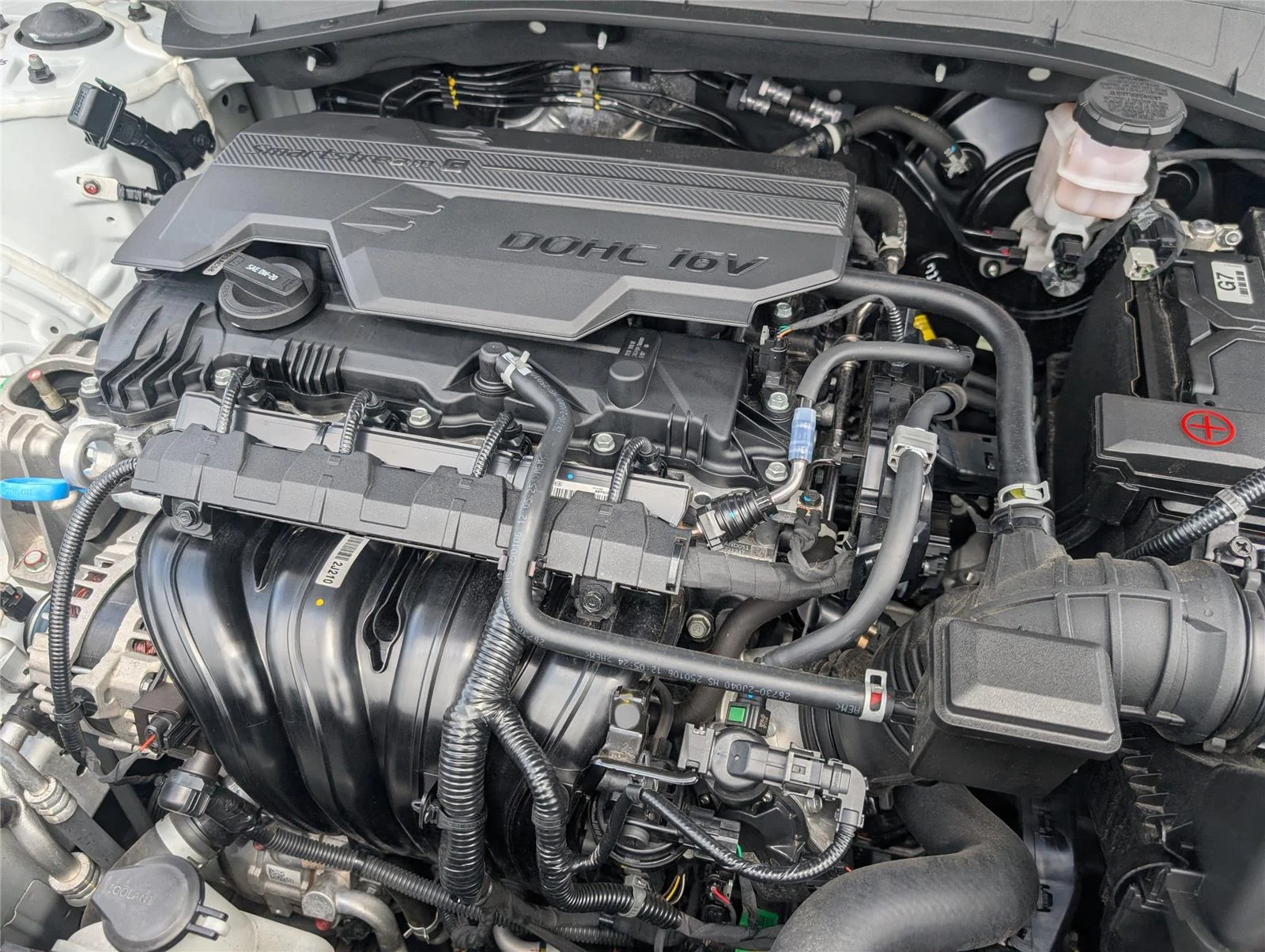 Used 2025 Atlas White Hyundai SEL image 35