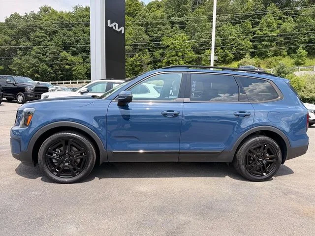 Used 2024 Black Kia EX X-Line image 4