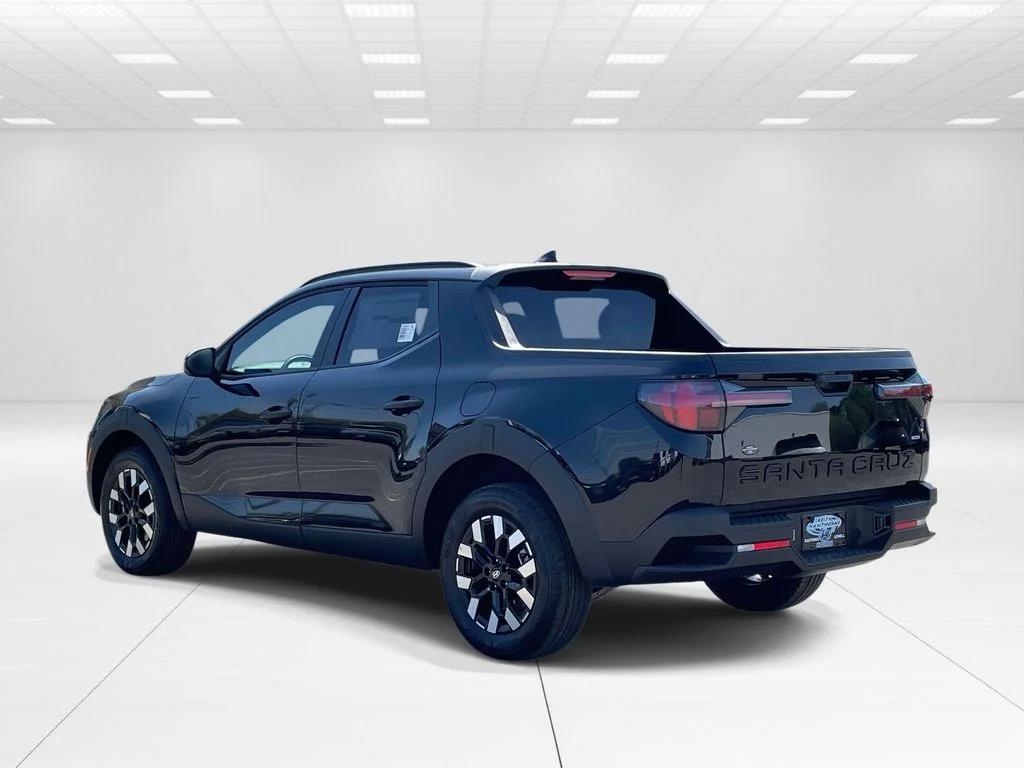 New 2026 Black Hyundai SEL image 4