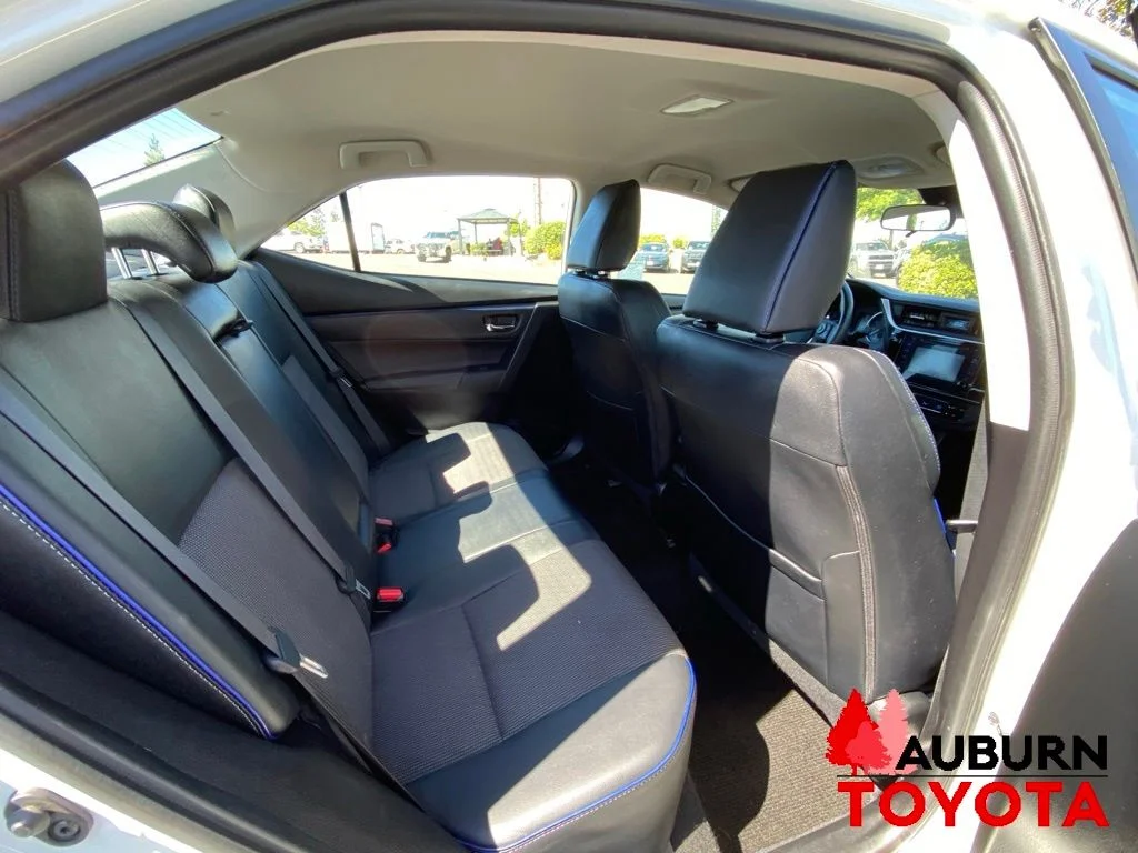 Used 2017 Ice Cap Toyota SE image 15