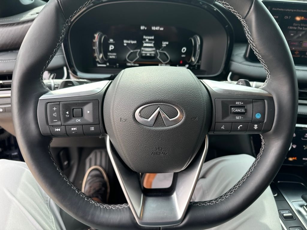 Used 2025 Blue INFINITI Autograph image 9