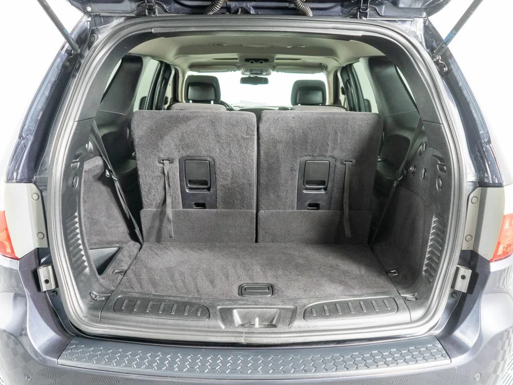 Used 2013 Gray Dodge SXT image 27