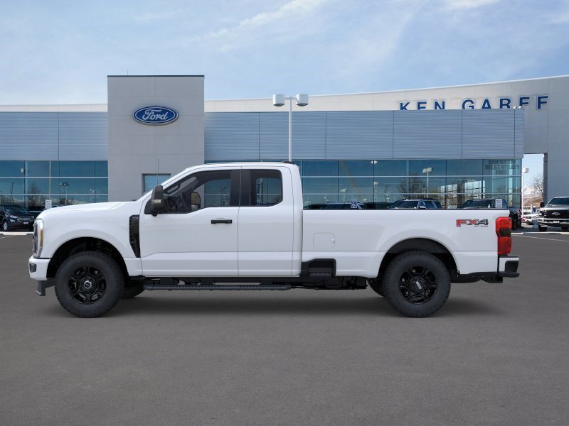 New 2026 Oxford White Ford XL image 3