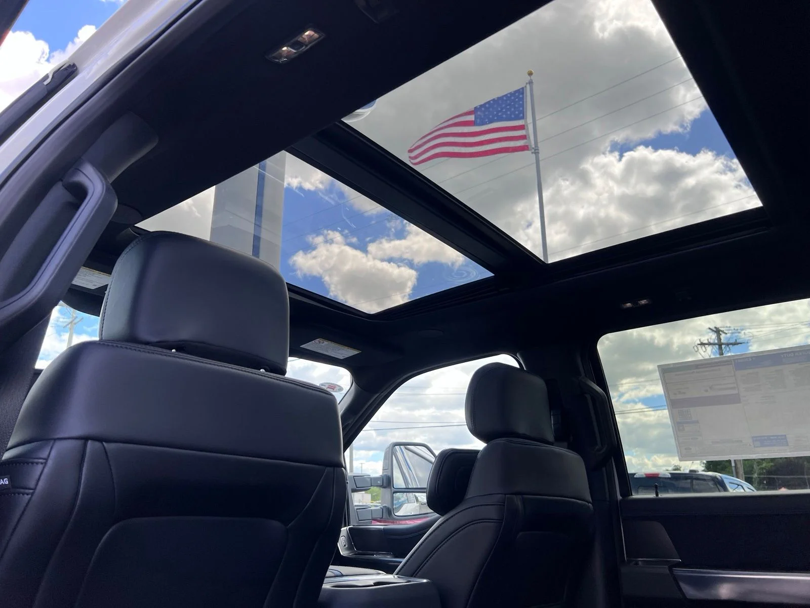 New 2026 Star White Metallic Tri-Coat Ford F-350® Platinum® image 53