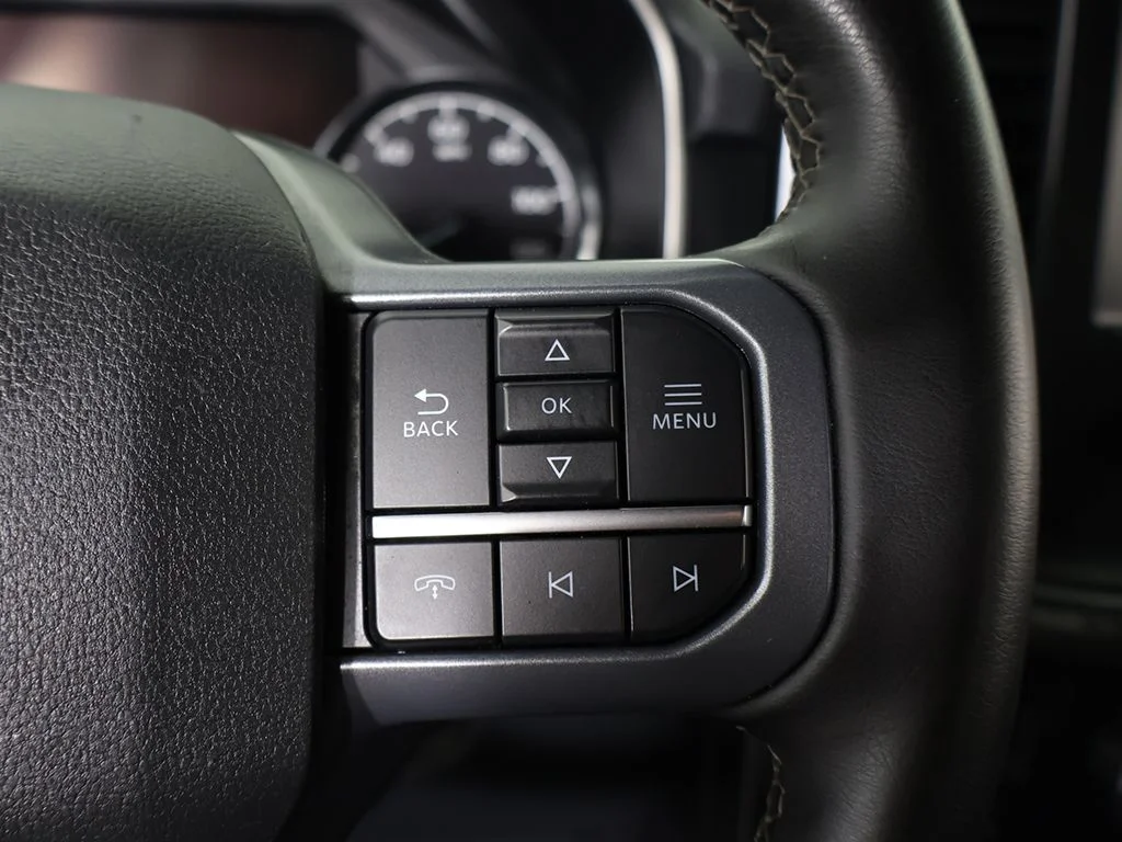 Used 2023 Oxford White Ford XLT image 42