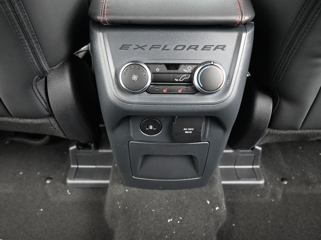 New 2026 Carbonized Gray Metallic Ford ST-Line image 21