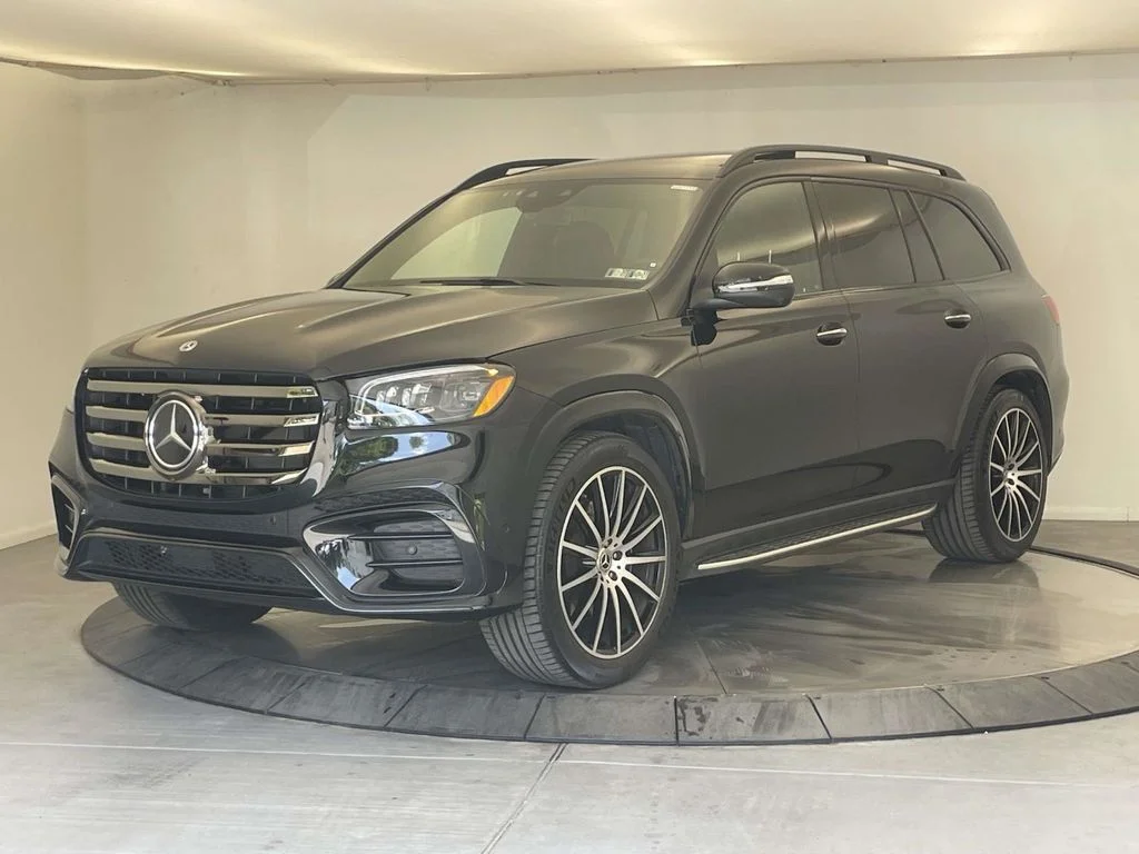 Used 2025 Black Mercedes-Benz GLS 580 image 1