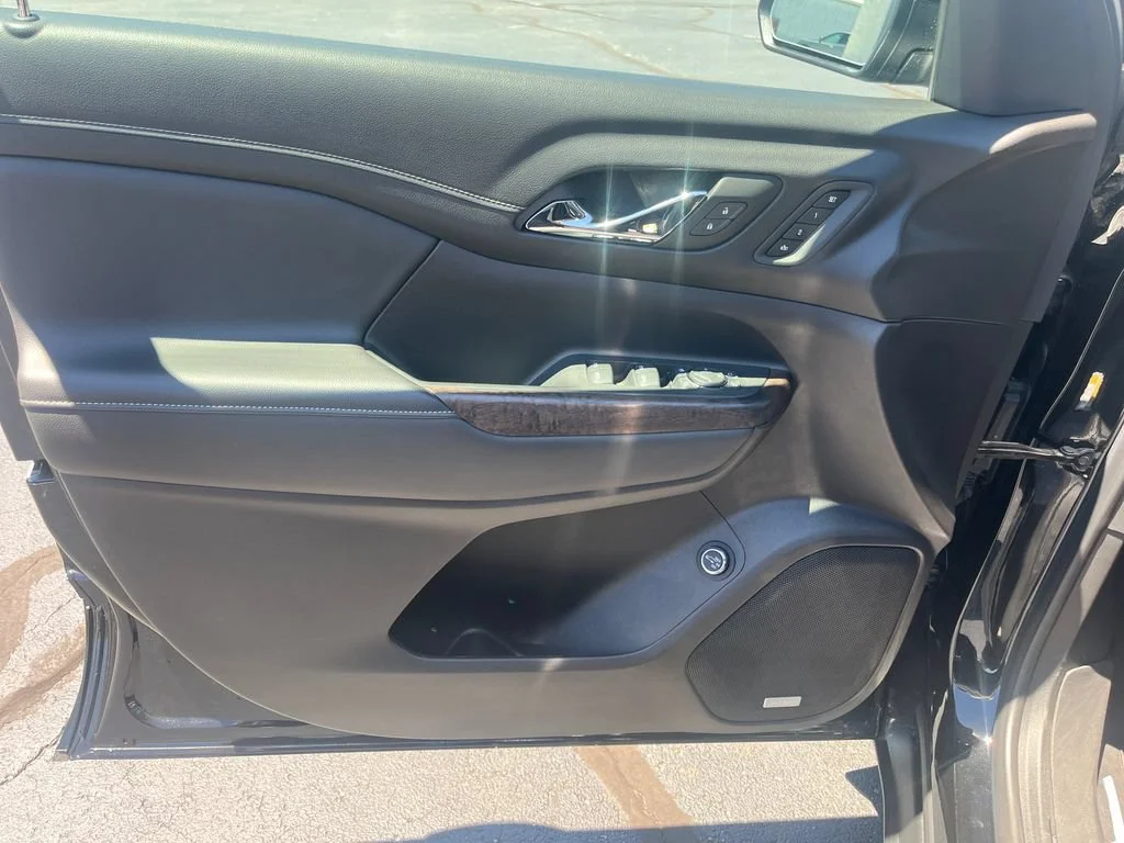 2023 GMC Acadia Denali - Photo 13
