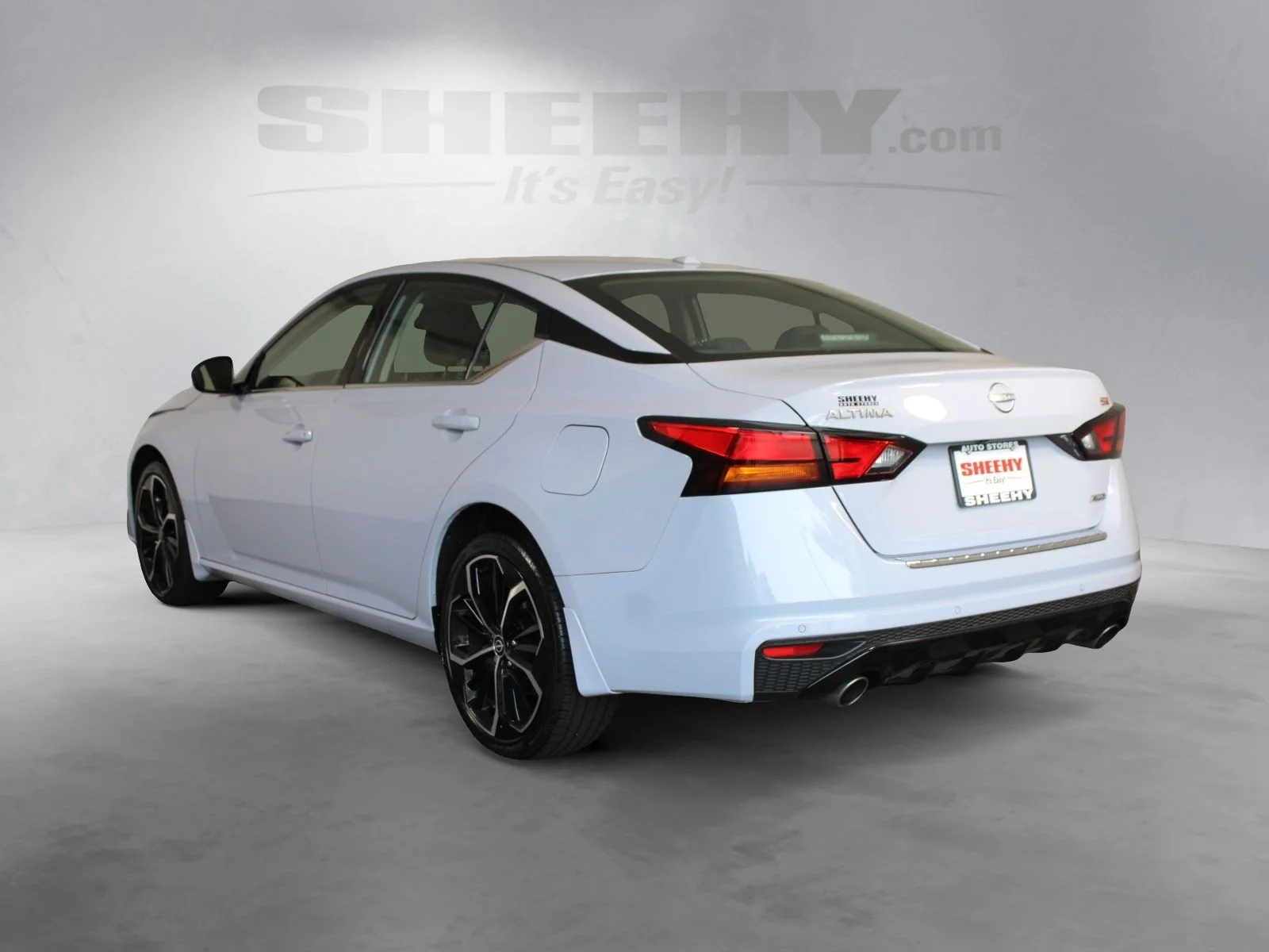Used 2023 Gray Nissan 2.5 SR image 8