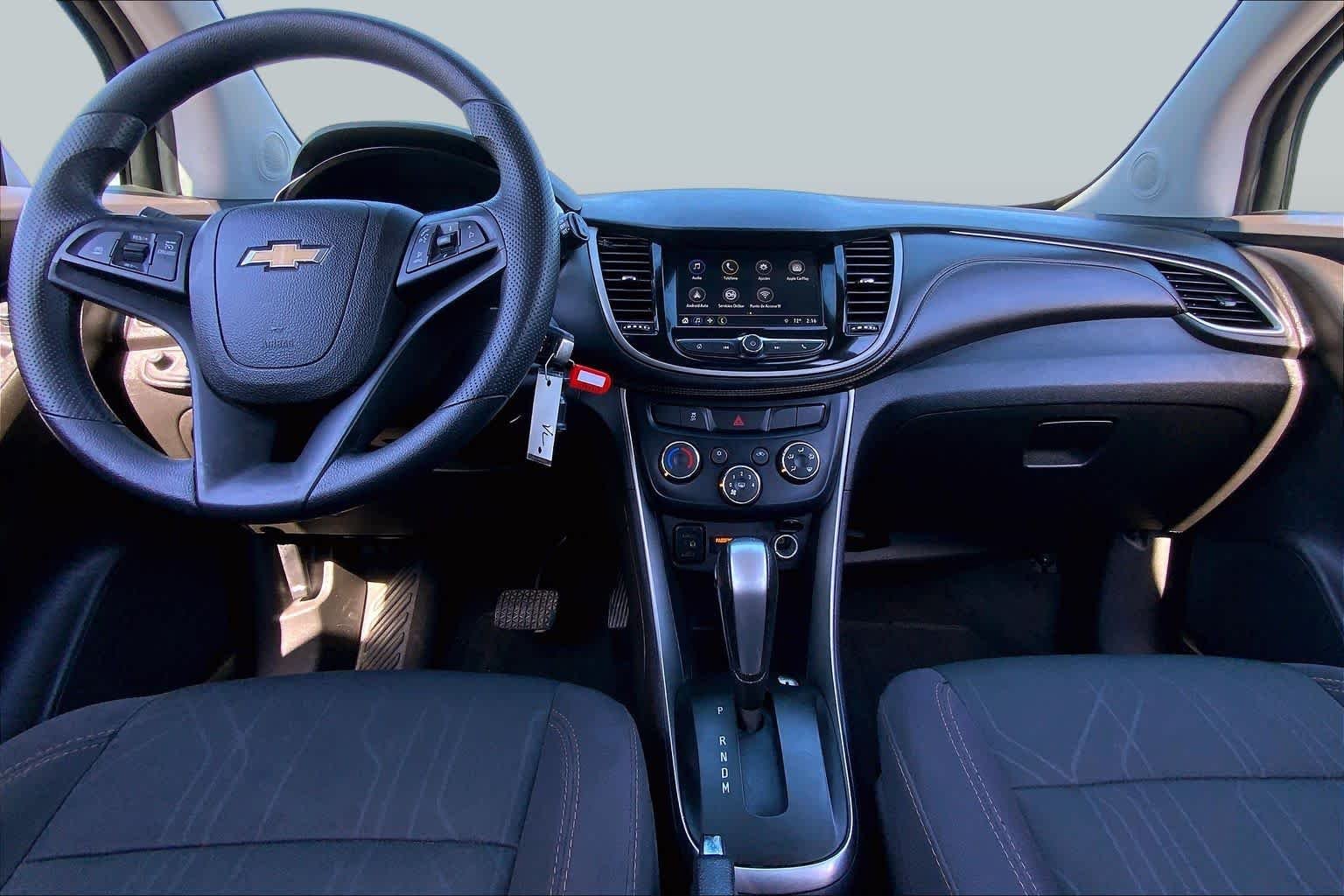 Used 2018 Sandy Ridge Metallic Chevrolet LT image 15