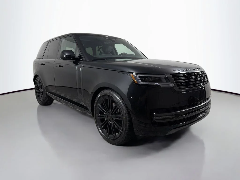 New 2026 Santorini Black Land Rover SE image 3