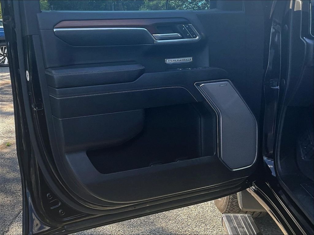 Used 2024 Black GMC Denali image 8
