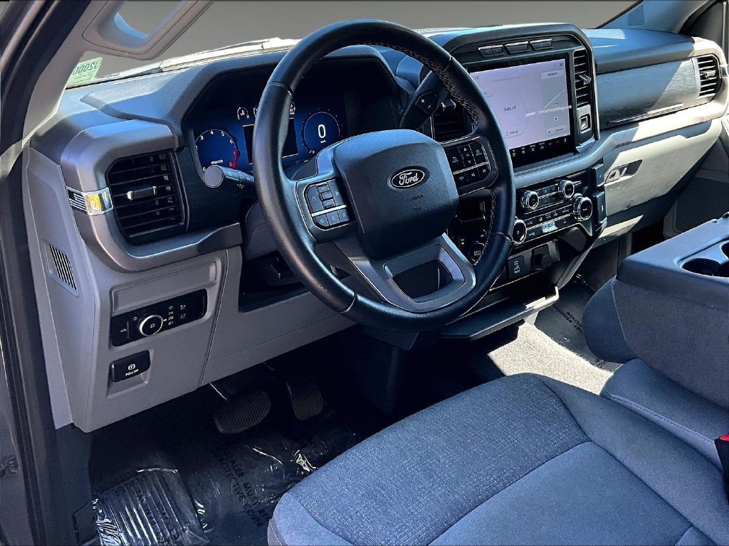 Used 2024 Gray Ford XLT image 8