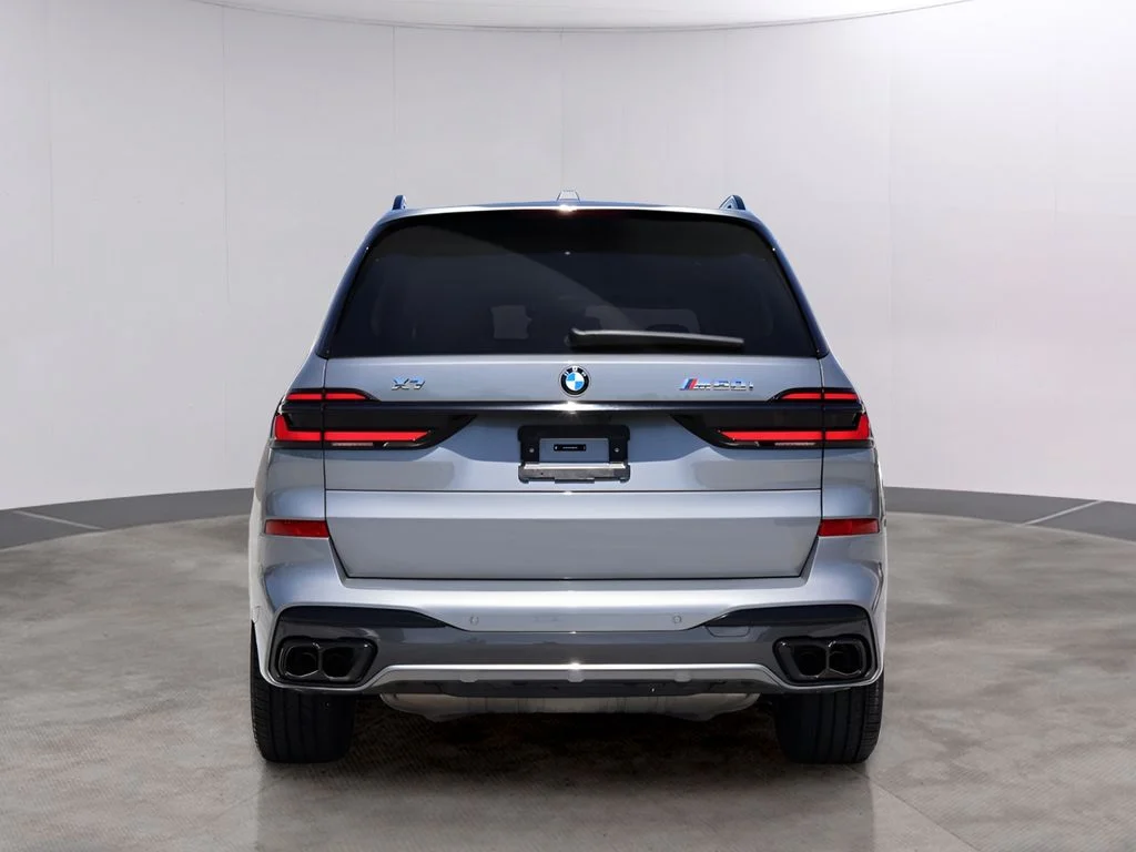 2025 BMW X7 M60i - Photo 6