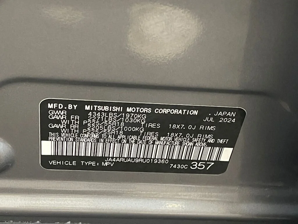 Certified Used 2024 Mercury Gray Metallic Mitsubishi ES image 35