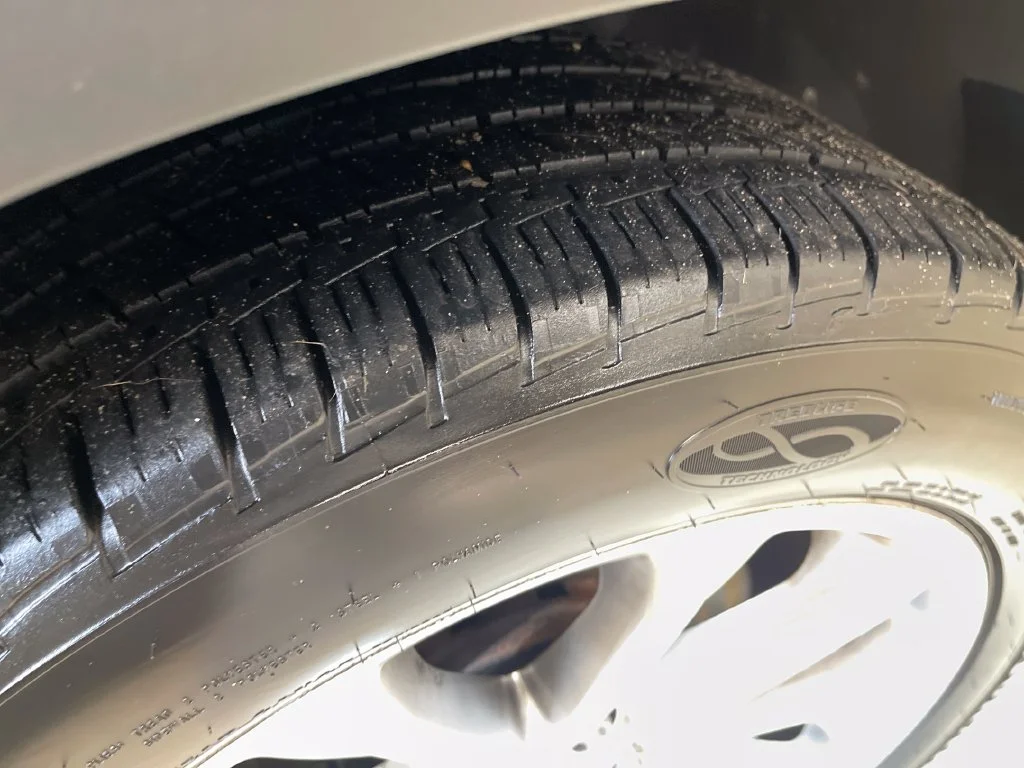 Used 2016 Black Ford Limited image 12
